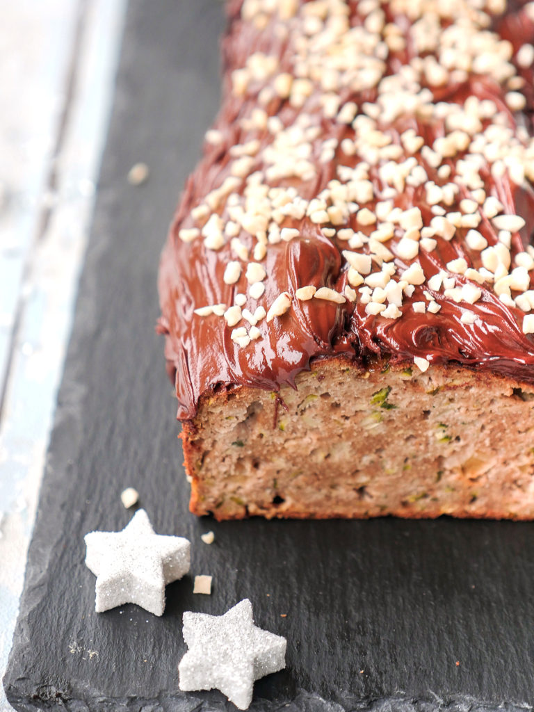  Low carb cake with chocolate couverture and chopped almonds 